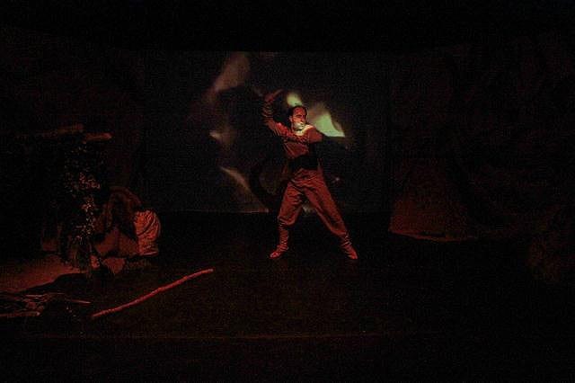 Spectacle autour de la grotte Chauvet proposé par la compagnie Zinzoline de Saint-Péray (07) - Ardèche