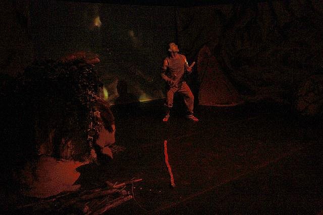 Spectacle autour de la grotte Chauvet proposé par la compagnie Zinzoline de Saint-Péray (07) - Ardèche