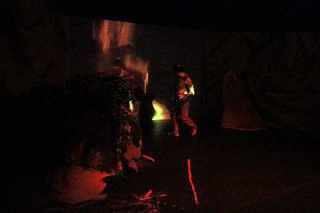 Spectacle autour de la grotte Chauvet proposé par la compagnie Zinzoline de Saint-Péray (07) - Ardèche