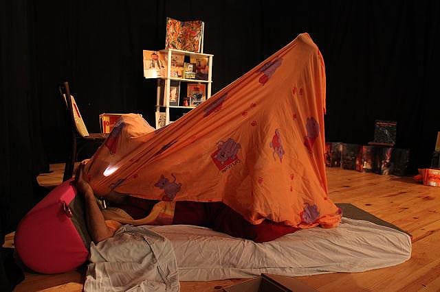 Spectacle de la compagnie Zinzoline autour de la lecture - Histoires sans parole