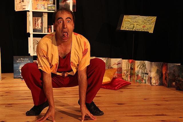 Spectacle de la compagnie Zinzoline autour de la lecture - Histoires sans parole