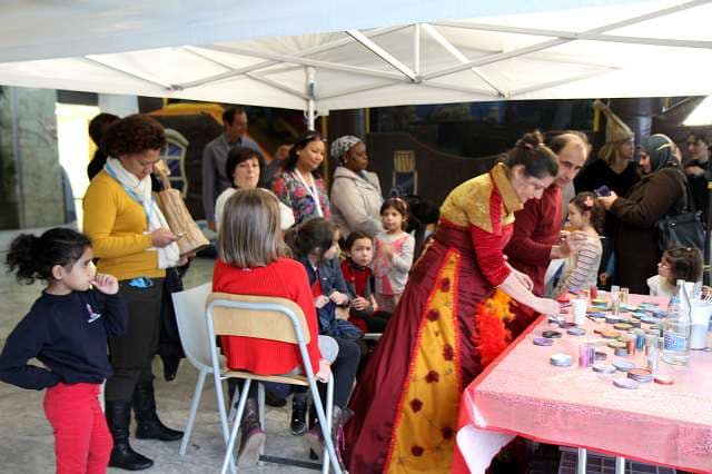 Intervention de la compagnie Zinzoline à l'OMS (Organisation mondiale de la santé) à Genève