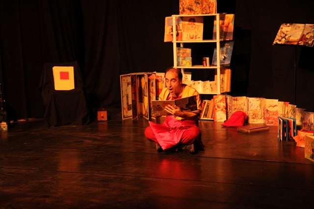 Intervention de la compagnie Zinzoline à l'OMS (Organisation mondiale de la santé) à Genève