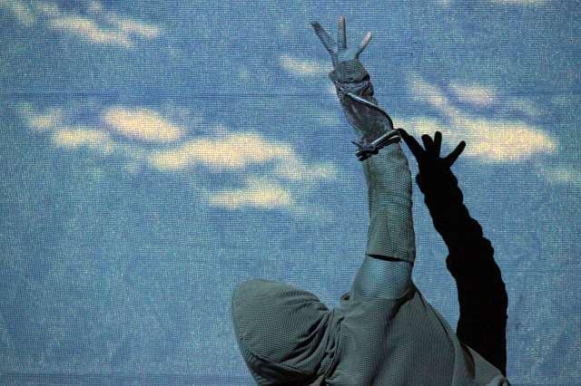 Intervention de la compagnie Zinzoline à l'OMS (Organisation mondiale de la santé) à Genève