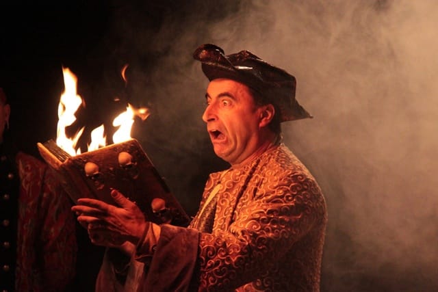 Les Frères de la côte, spectacle de la compagnie Zinzoline et d'Absolu théâtre, représentation du 13/02/2015 à la Cacharde