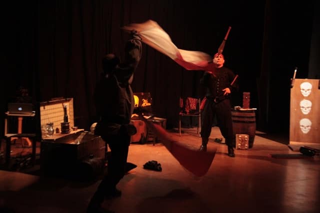 Les Frères de la côte, spectacle de la compagnie Zinzoline et d'Absolu théâtre, représentation du 13/02/2015 à la Cacharde