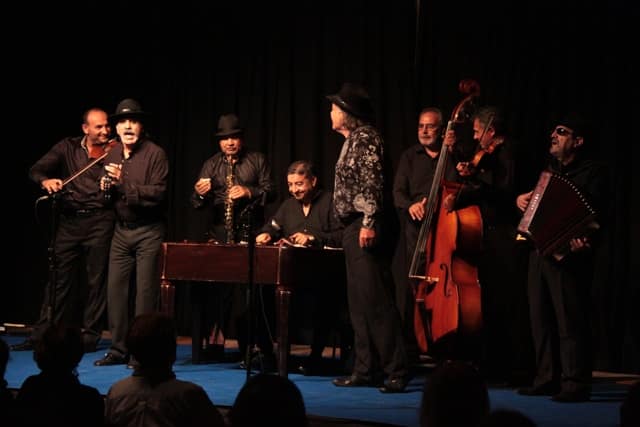 Concert de Urs Karpatz à la Cacharde à Saint-Péray