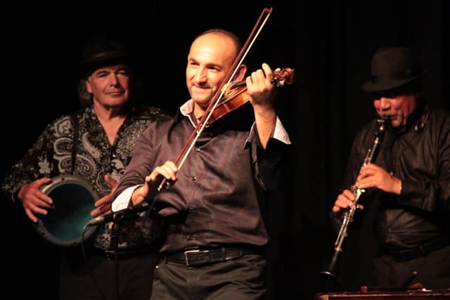 Concert de Urs Karpatz à la Cacharde à Saint-Péray