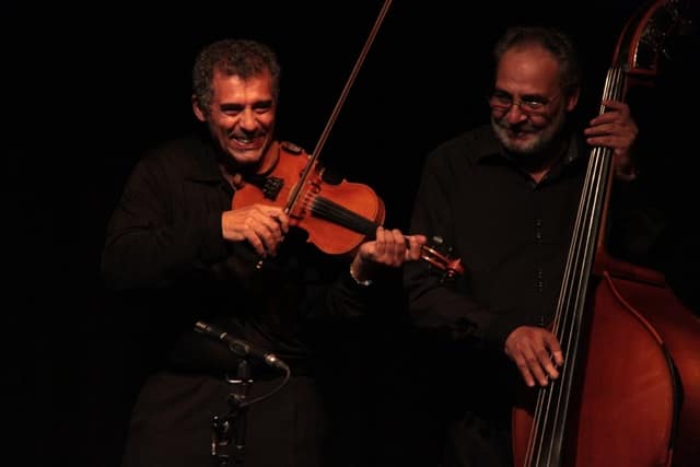 Concert de Urs Karpatz à la Cacharde à Saint-Péray