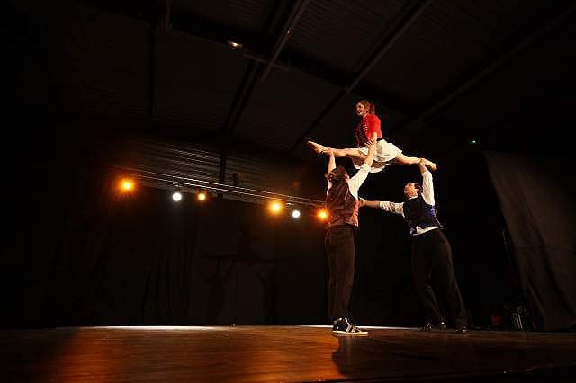 Mimages fait son cirque - Saint-Sylvestre - 2012