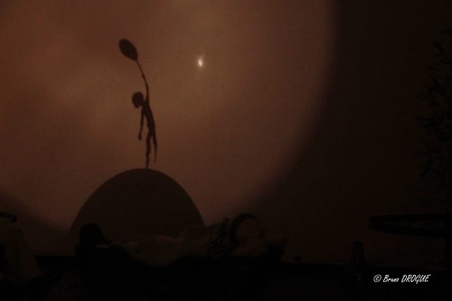 Festival l'enfance de l'art organisé par Zinzoline en 2016 - spectacle compagnie Tout Court