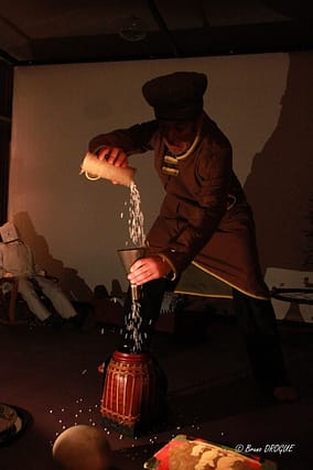 Festival l'enfance de l'art organisé par Zinzoline en 2016 - spectacle compagnie Tout Court