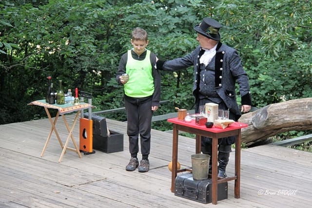 Festival l'enfance de l'art organisé par Zinzoline en 2016