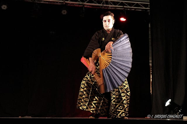 soirée Mimages fait son cirque à Saint-Sylvestre en Ardèche, festival du geste et du Mime, 2018, Shintaï Jonglo
