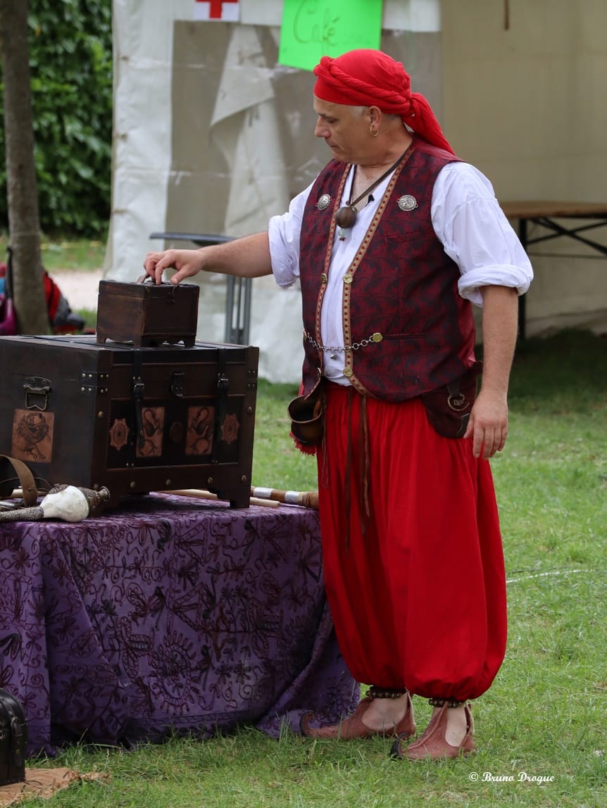 Festival jeune public : l'Enfance de l'art 2019 à la Cacharde, à Saint-Péray, le miracle de l'elixir crestois