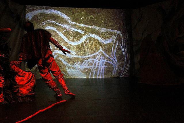 Spectacle autour de la grotte Chauvet proposé par la compagnie Zinzoline de Saint-Péray (07) - Ardèche
